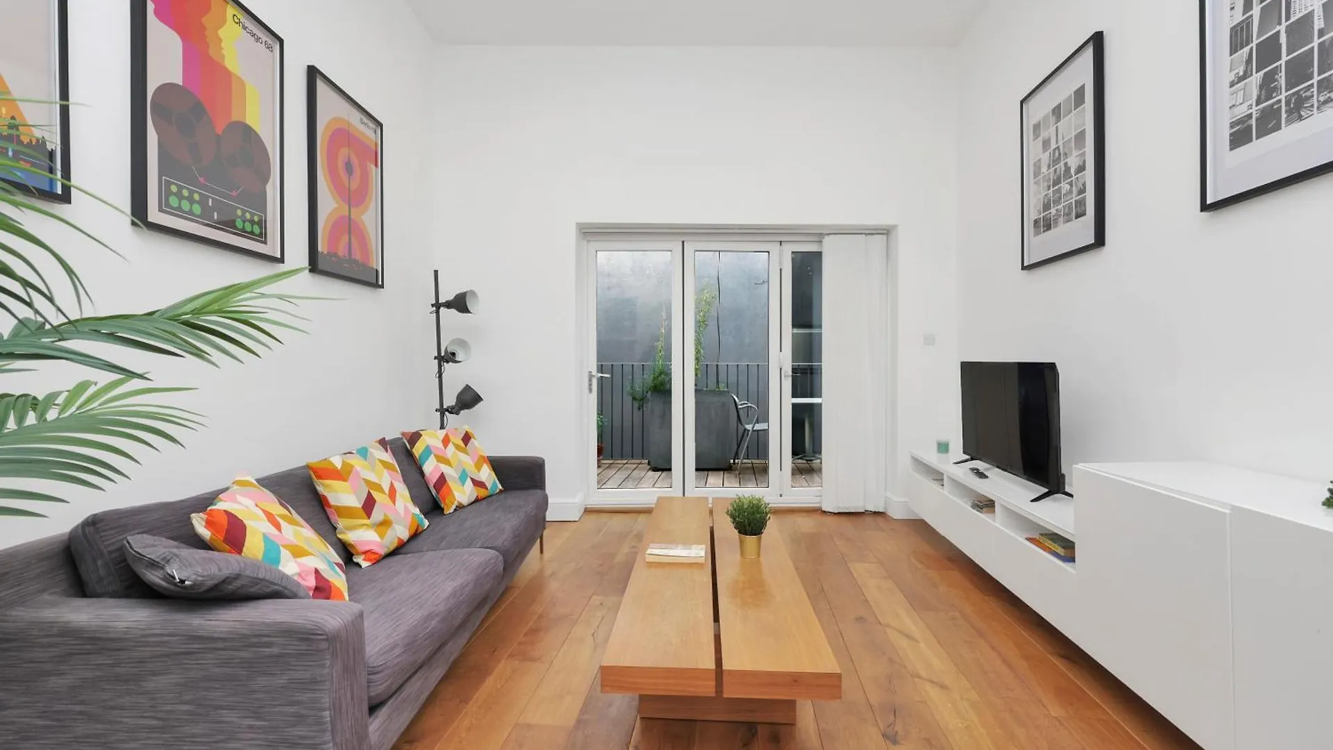1 Bedroom Apartment Short Term Rental & Flexible Renting Hackney With Free Wifi London